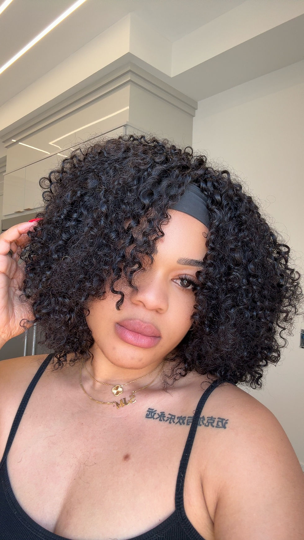 Thumbnail: HEADBAND WIG
