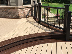 How Expert Deck Builders Near Me Mix Materials in the Bloomfield Hills & Farmington Hills, MI Areas