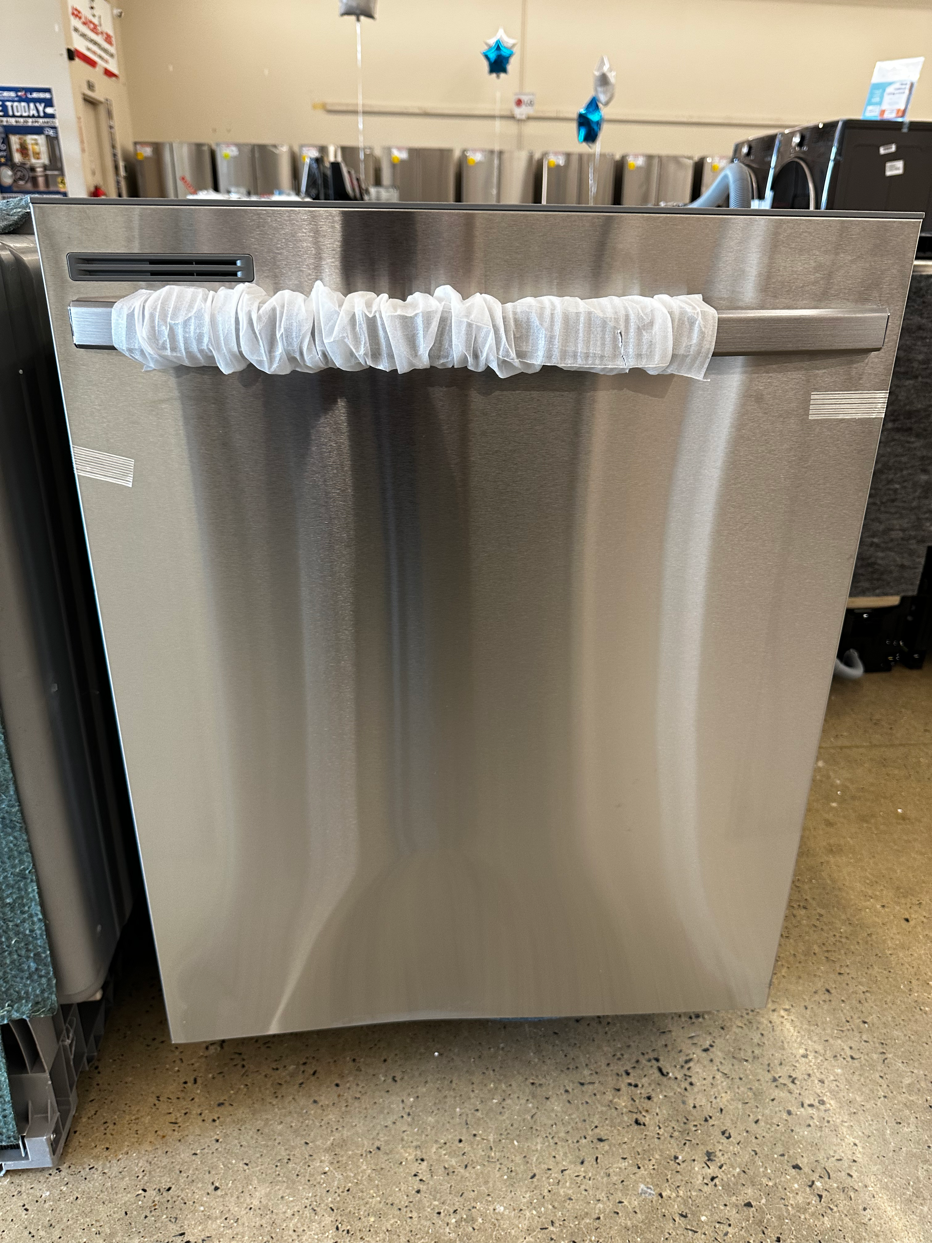 Digital Touch Control 55 dBA Dishwasher in Stainless Steel