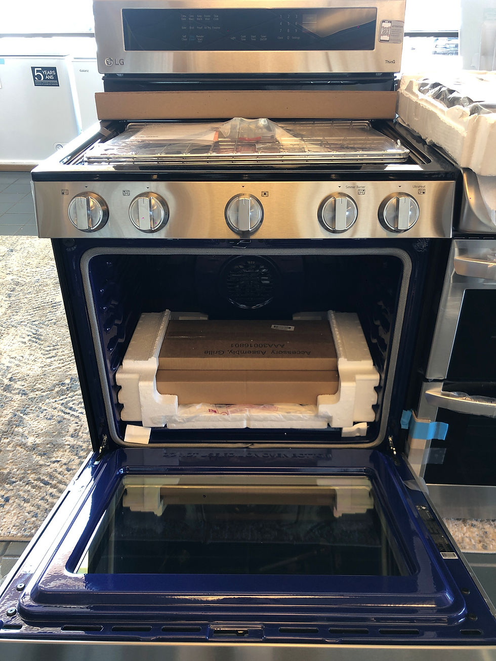 Thumbnail: 5.8 cu ft. Smart Wi-Fi Enabled True Convection InstaView Gas Range with Air Fry