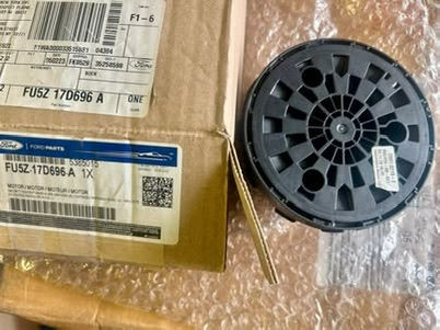 Nos 2015-2022 Ford F150,Super Duty Mirror Drive Motor FU5Z-17D696-Are