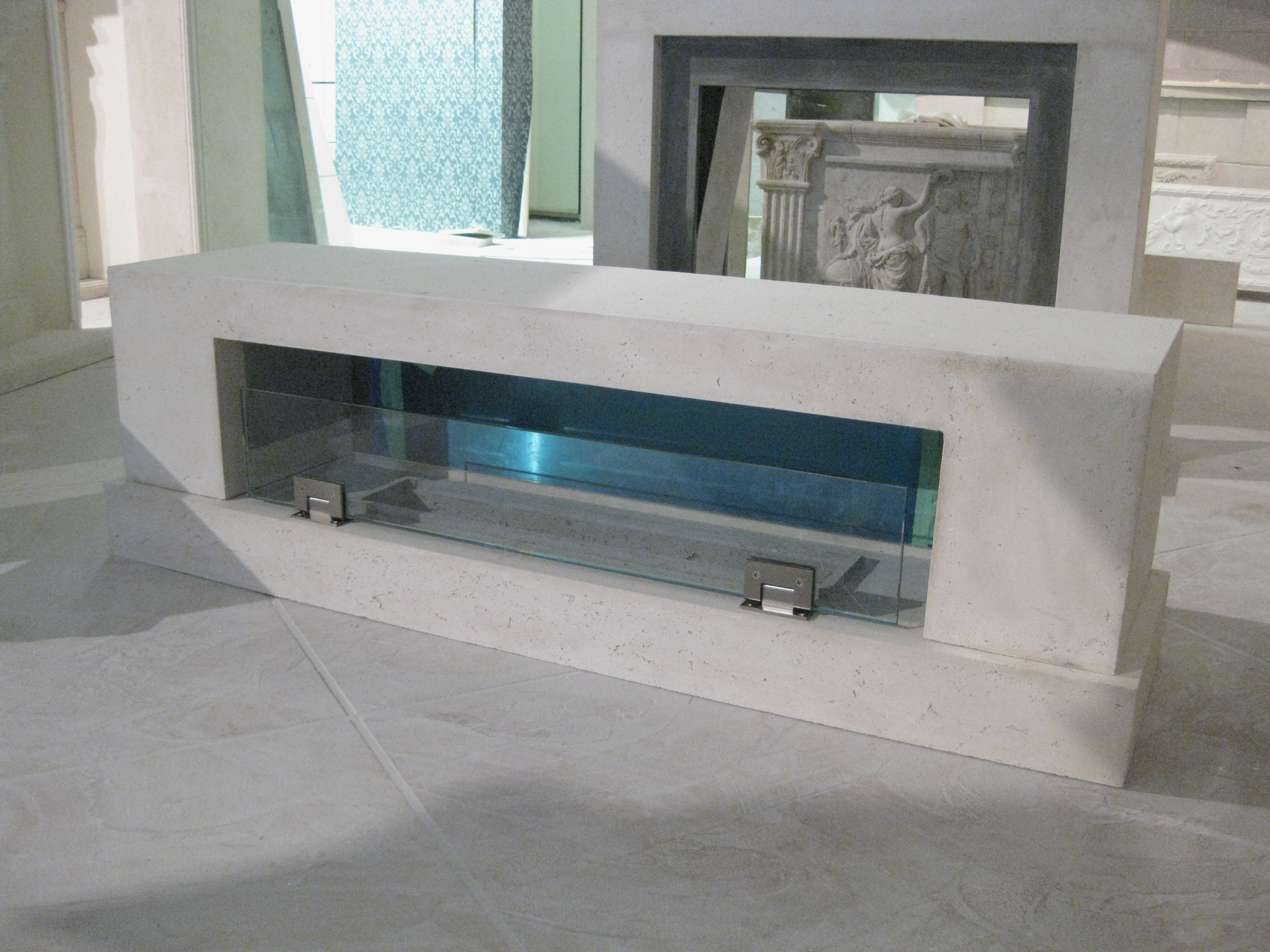 Linear fireplace