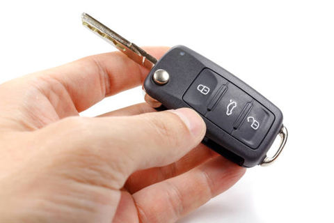Llave plegable de coche en Torrevieja