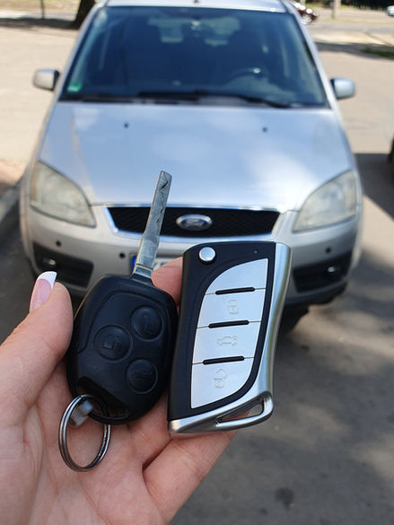 Duplicado de llave con mando en Torrevieja