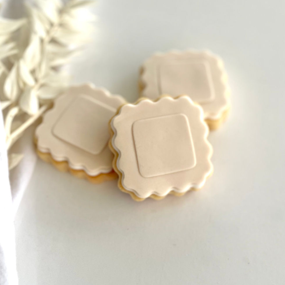 Thumbnail: Ravioli - Cookie Cutter and Fondant Stamp