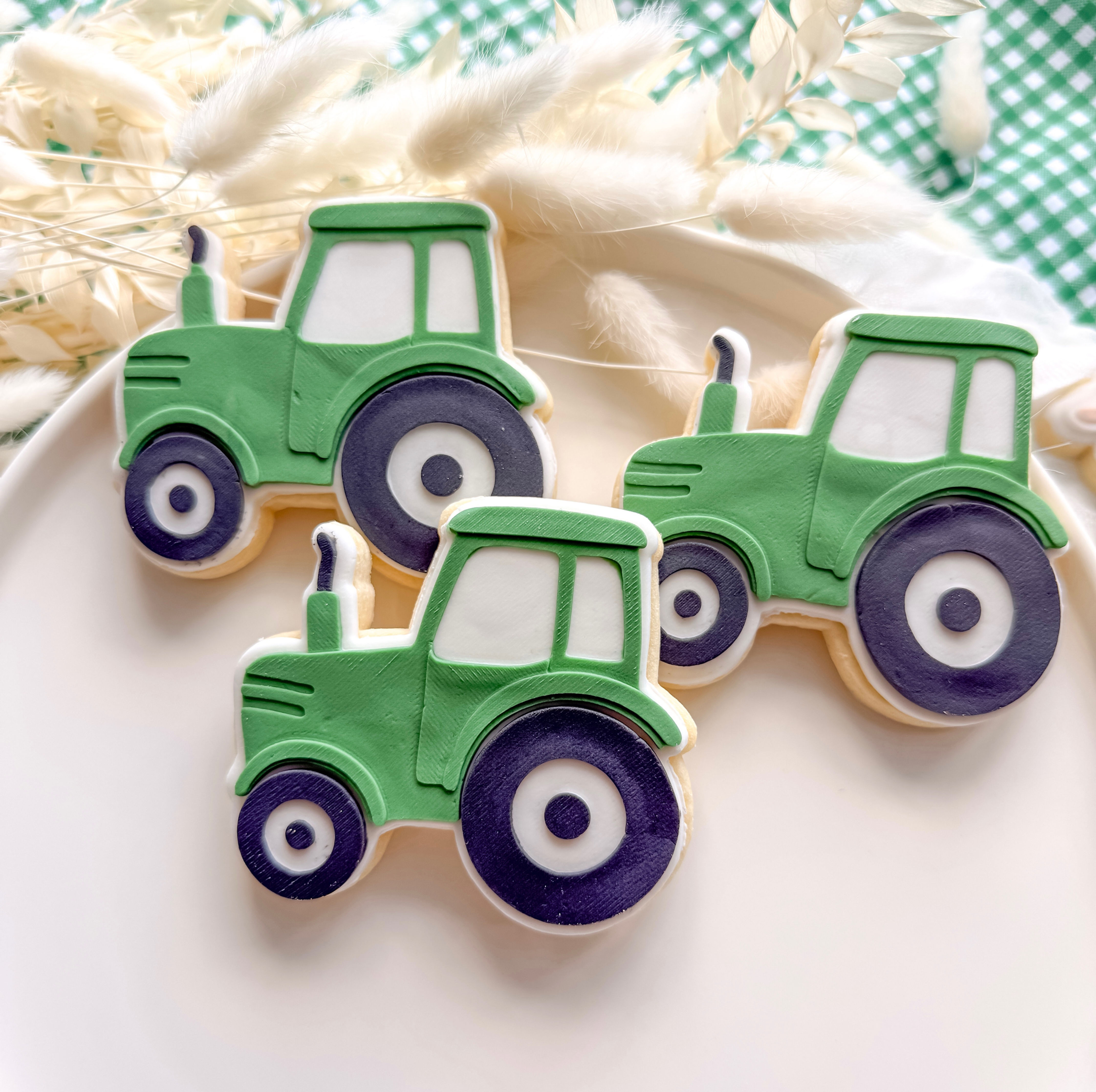 Tractor - Cookie Cutter and Fondant Stamp