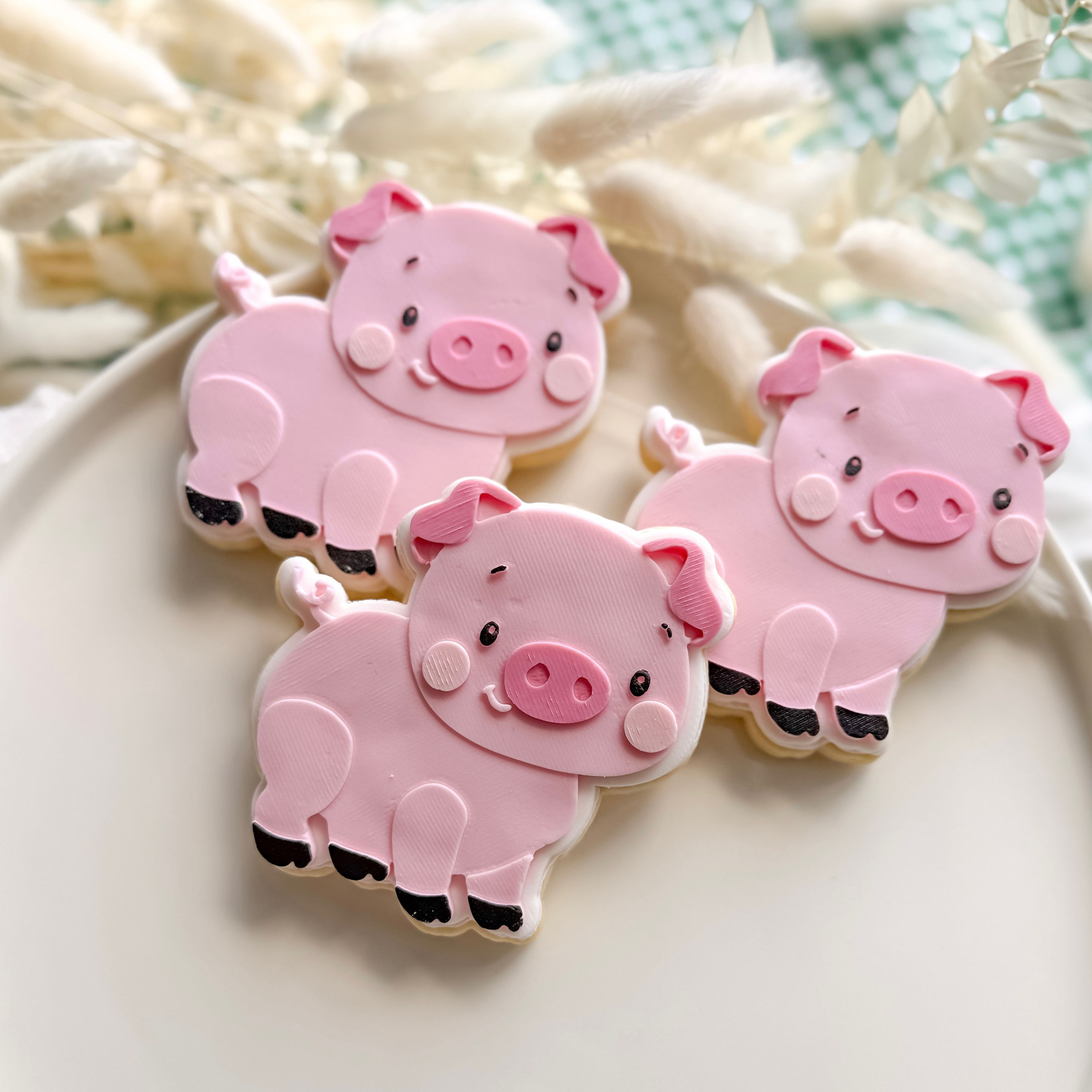 Pig - Cookie Cutter & Fondant Stamp