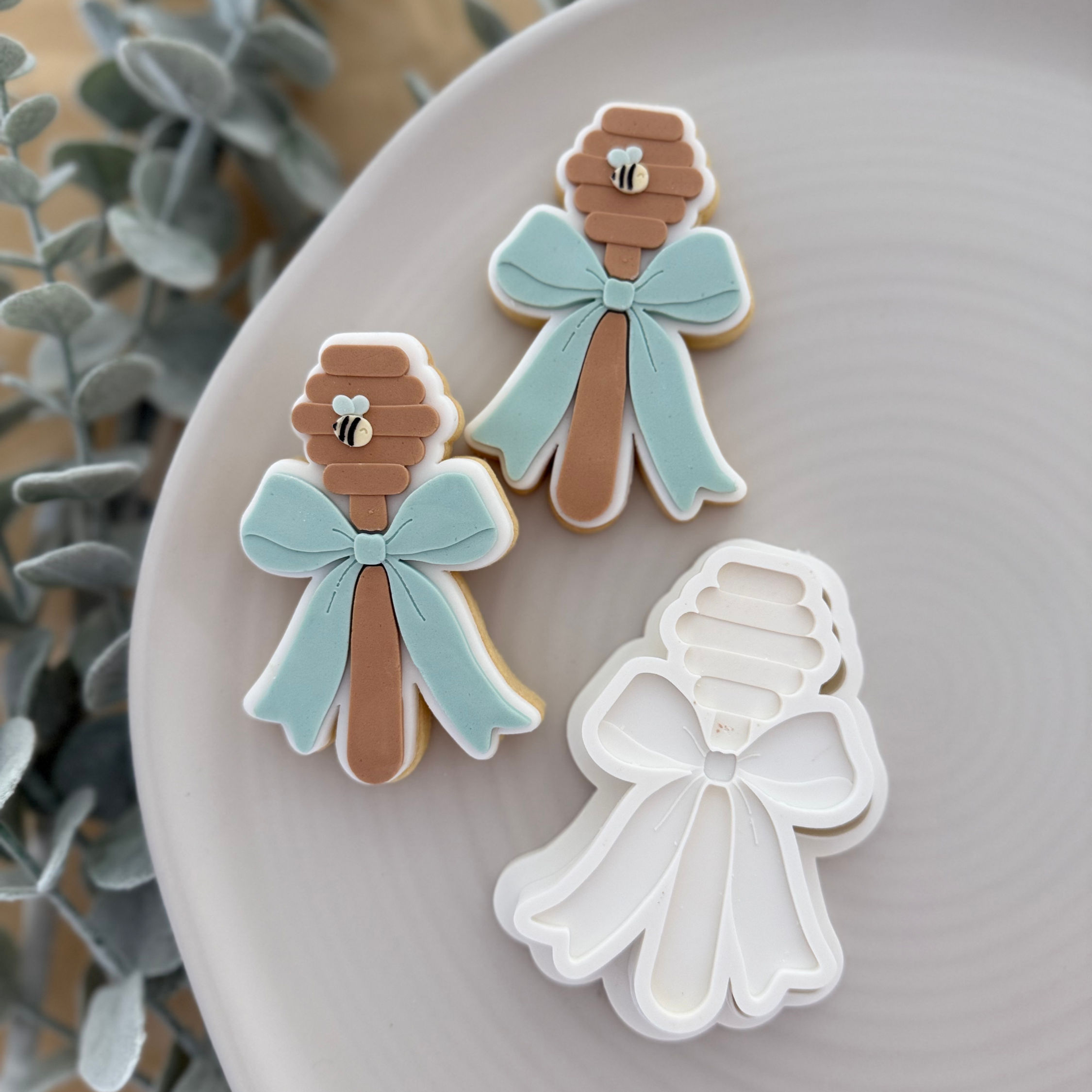 Bow Honey Dipper - Fondant Stamp