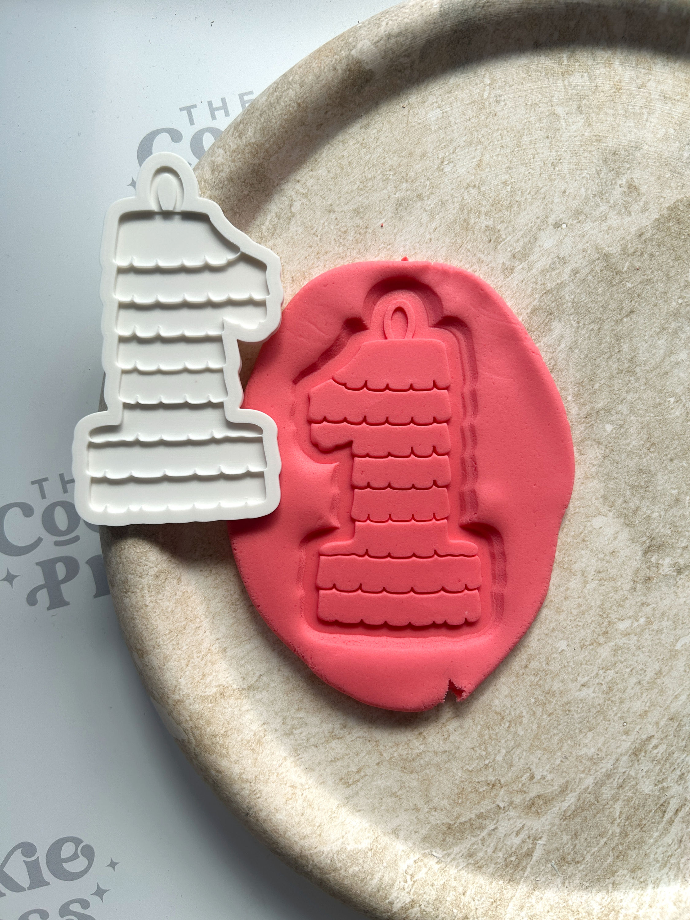 Pinata One - Cookie Cutter and Fondant Stamp