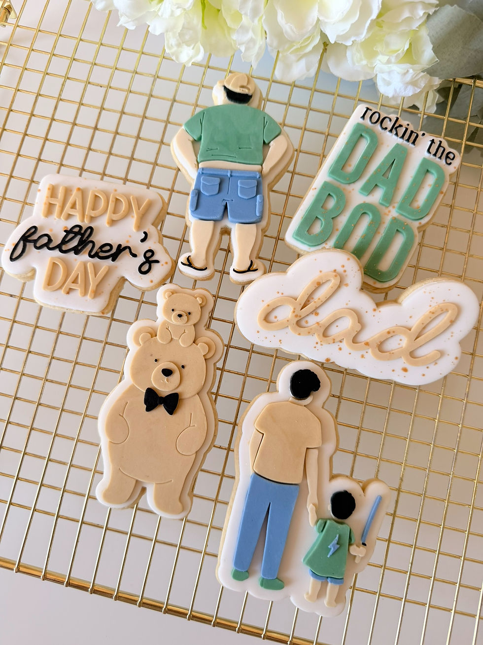 Thumbnail: Baby Bear and Daddy Bear - Fondant Stamp and Cookie Cutter