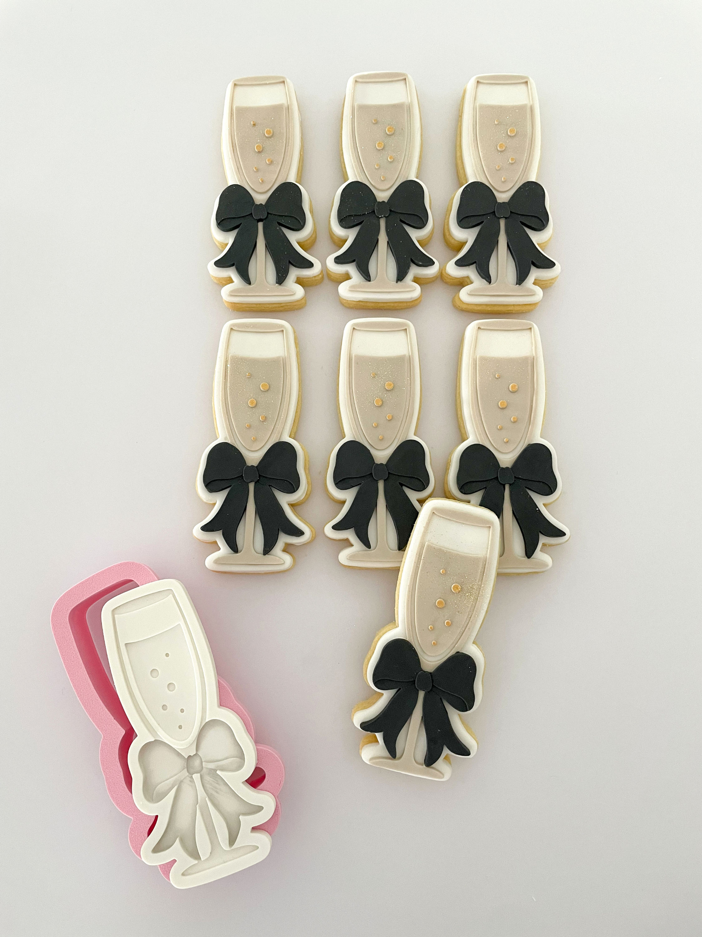 Bow Champagne Glass - Fondant Stamp & Cookie Cutter