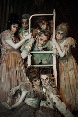 DISNEY Parade Zombies