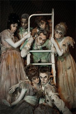 DISNEY Parade Zombies