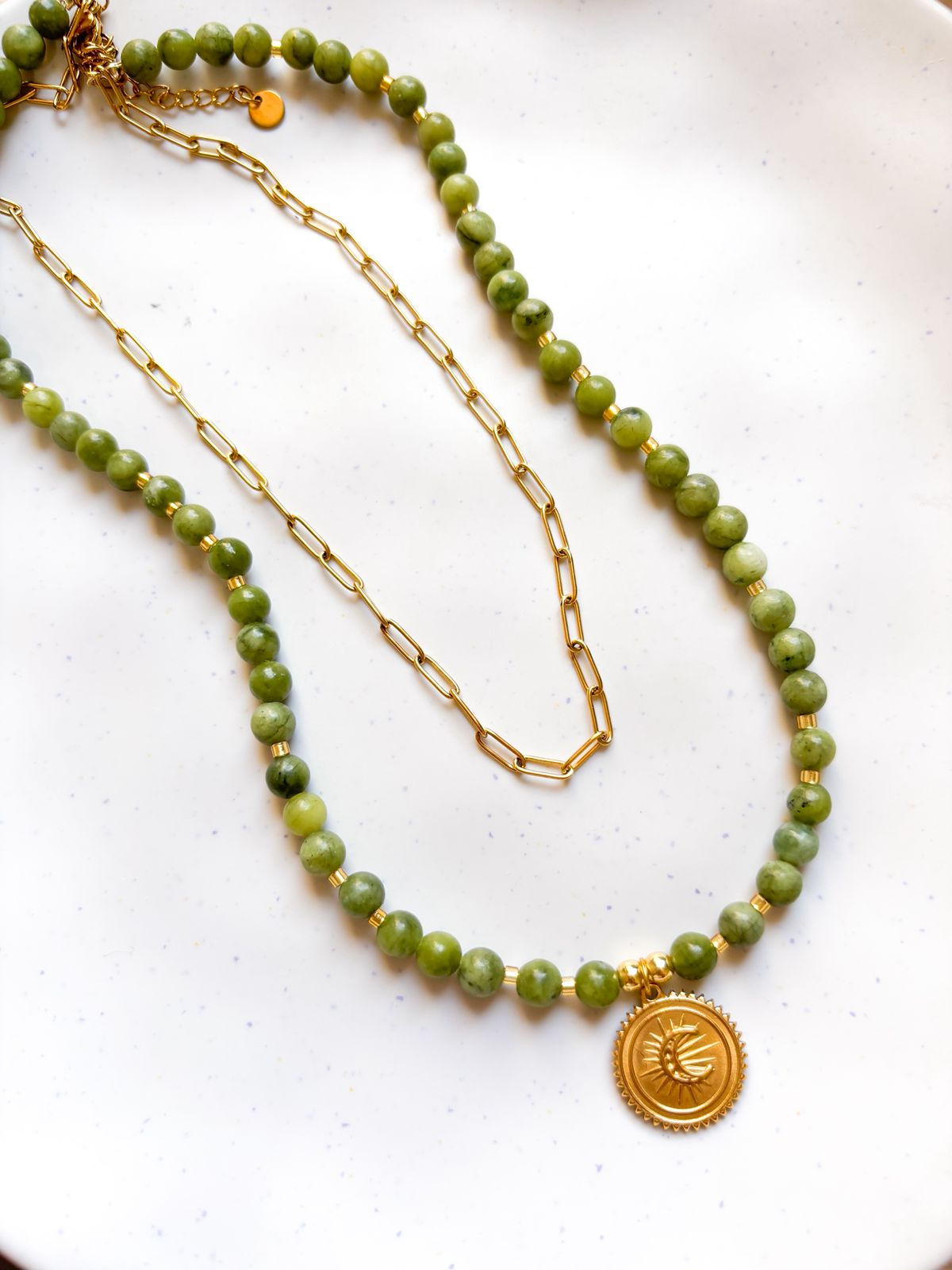 Collar Naira