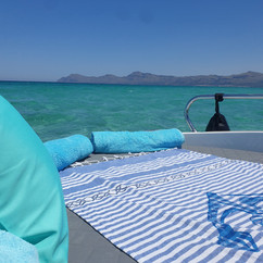 Boote-mit großer-Liegeflaeche.jpg