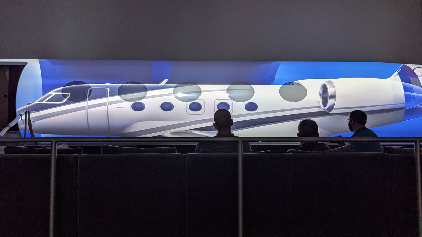 Gulfstream G400 Showroom