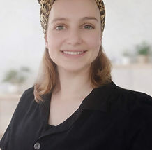 ד''ר גבריאלה בנטלי - מטפלת טיפול מחובר