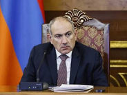 «Հրապարակ». «Սուպերլիդերը». Փաշինյանը «նեղ կռուգին» անգամ բանի տեղ չի դնում