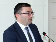 «Ժողովուրդ». Ֆիզիկայի և մաթեմատիկայի ուսուցչից` Սյունիքի փոխմարզպետ. ինչ է հայտարարագրել Հայկ Հարությունյանը