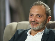 «Չեմ ուզում, որ ինձ ասեն դերասան, Միքայել Պողոսյանի, Դավիթ Հակոբյանի կողքին ես ի՞նչ դերասան». Արտյոմ Կարապետյան