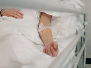 Արտակարգ դեպք․ Երևանում 21-ամյա աղջկա ձեռքերը ԲԿ-ում կապել են, իսկ վերակենդանացման բաժանմունքի բժիշկը հարվածել է