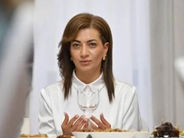 «Հրապարակ». Քանի՞ «հաջողակ տղամարդ» է մասնակցելու Աննա Հակոբյանի հետ ընթրիքին