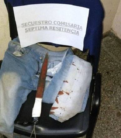 LO APUÑALÓ EN LA PIERNA Y MURIÓ DESANGRADO