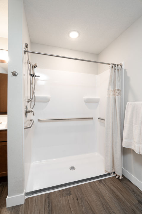 Savage Senior Living Unit #430 Web-8.jpg