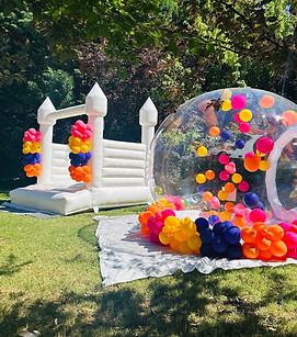 Structure gonflable bubble house et château gonflable pour fêtes particuliers, anniversaire, mariage et fêtes d'entreprises à toulouse