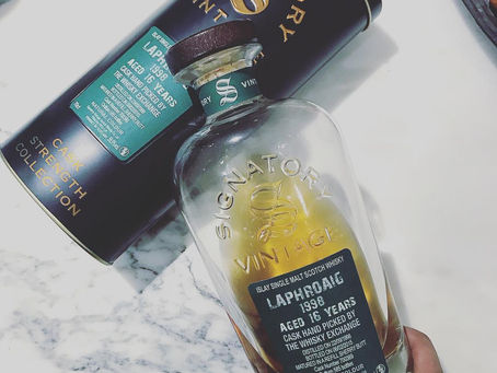 Signatory Vintage Laphroaig 1998 Aged 16 Years — Hand-Picked by The Whisky Exchange