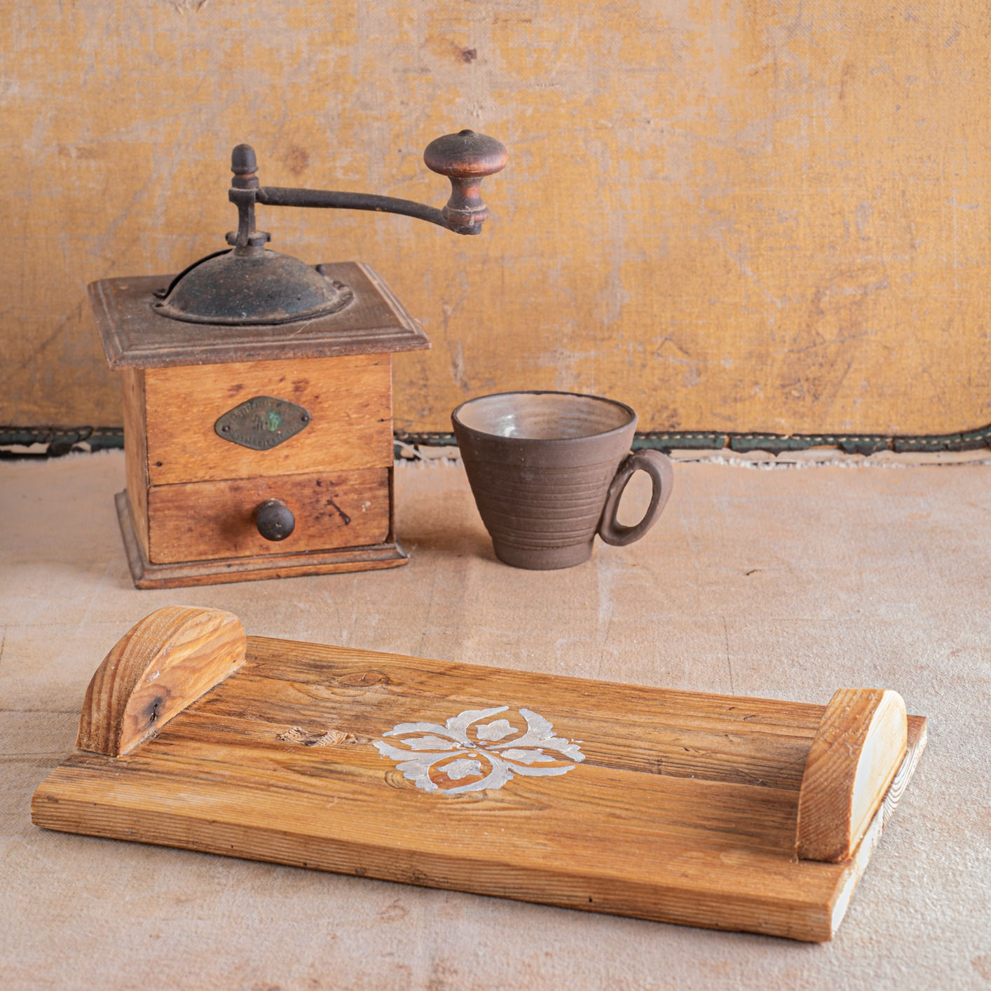 מגש עץ ממוחזר דגם פוליה