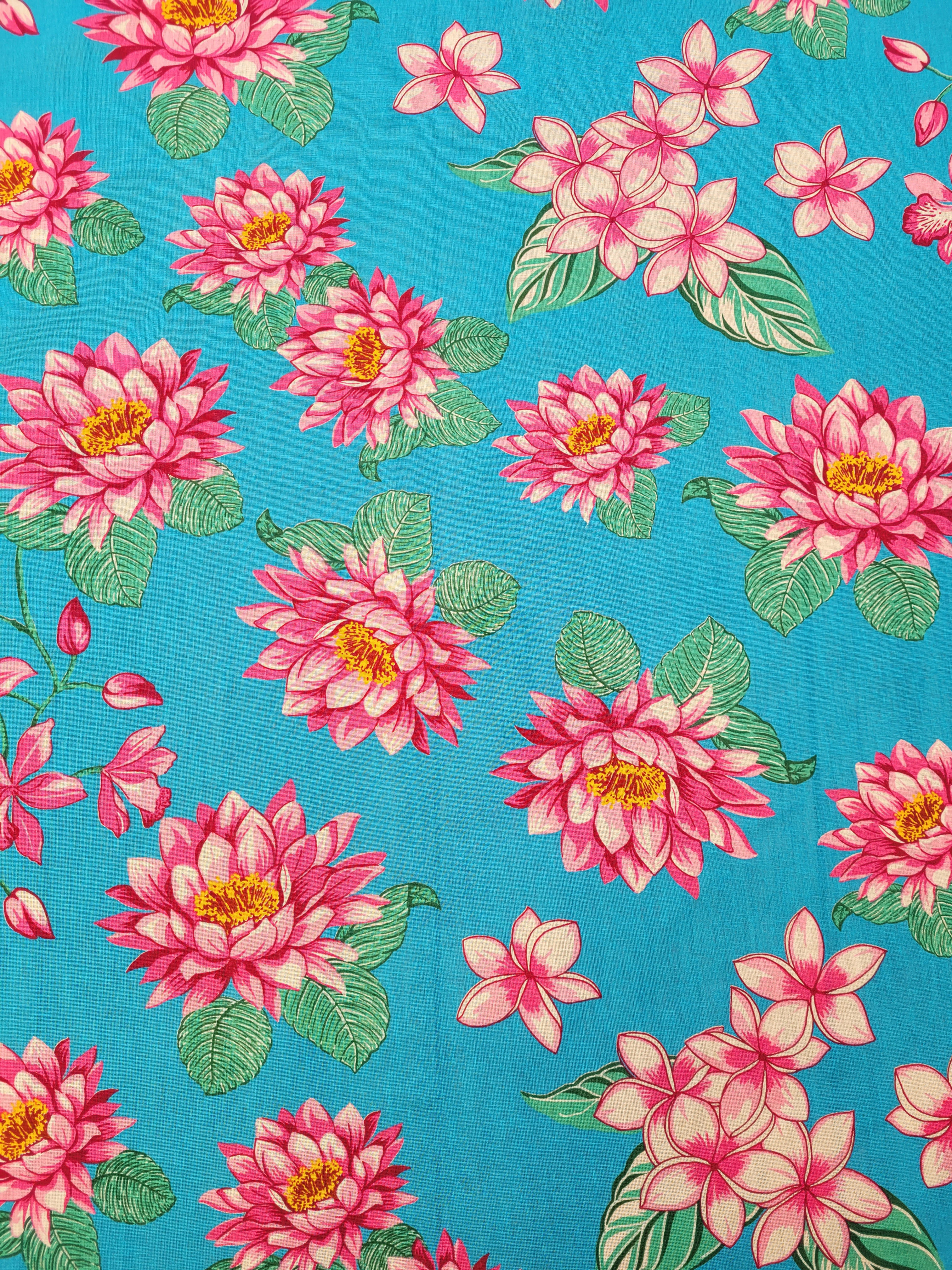 "מפת שולחן ברזילאית דגם "נופרים