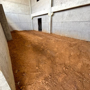 Nivelamento de solo para pavilhão