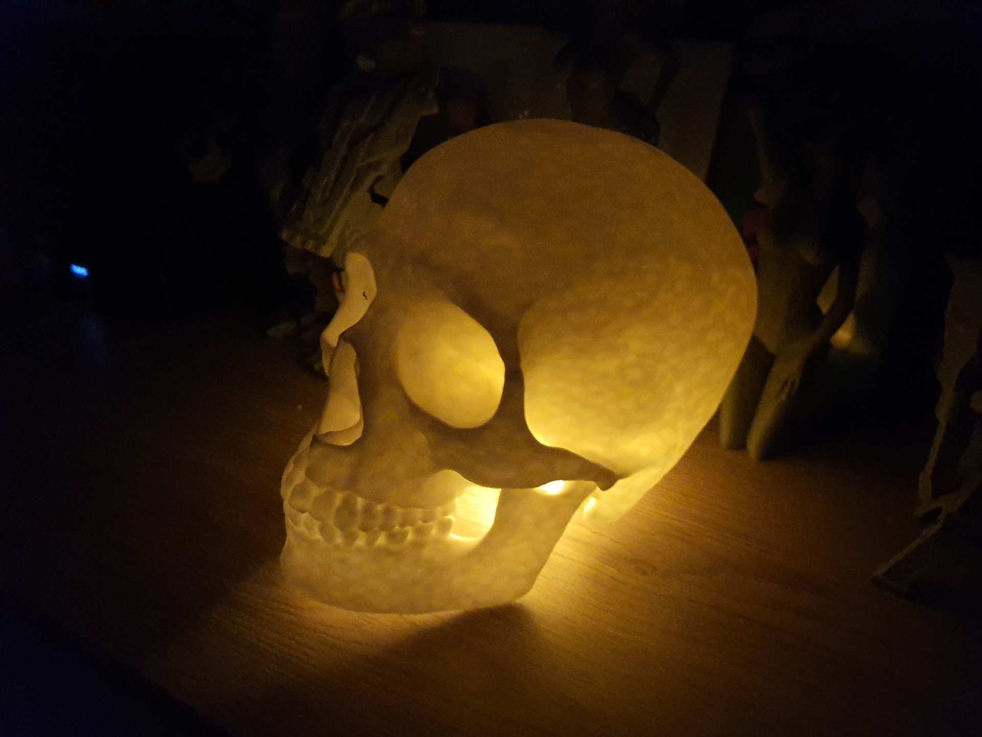 SKULL SCULPTURE