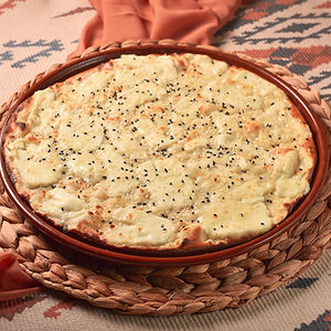 Halloumi Manakish منقوشة جبنة ( حلوم ) 