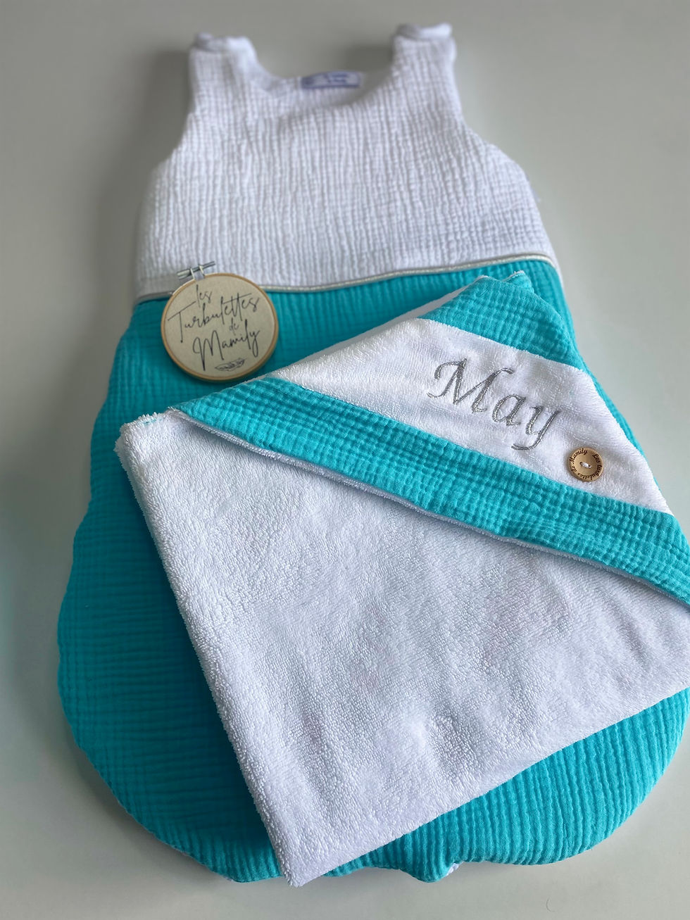 Miniature : Le duo turbulette et cape de bain assortis