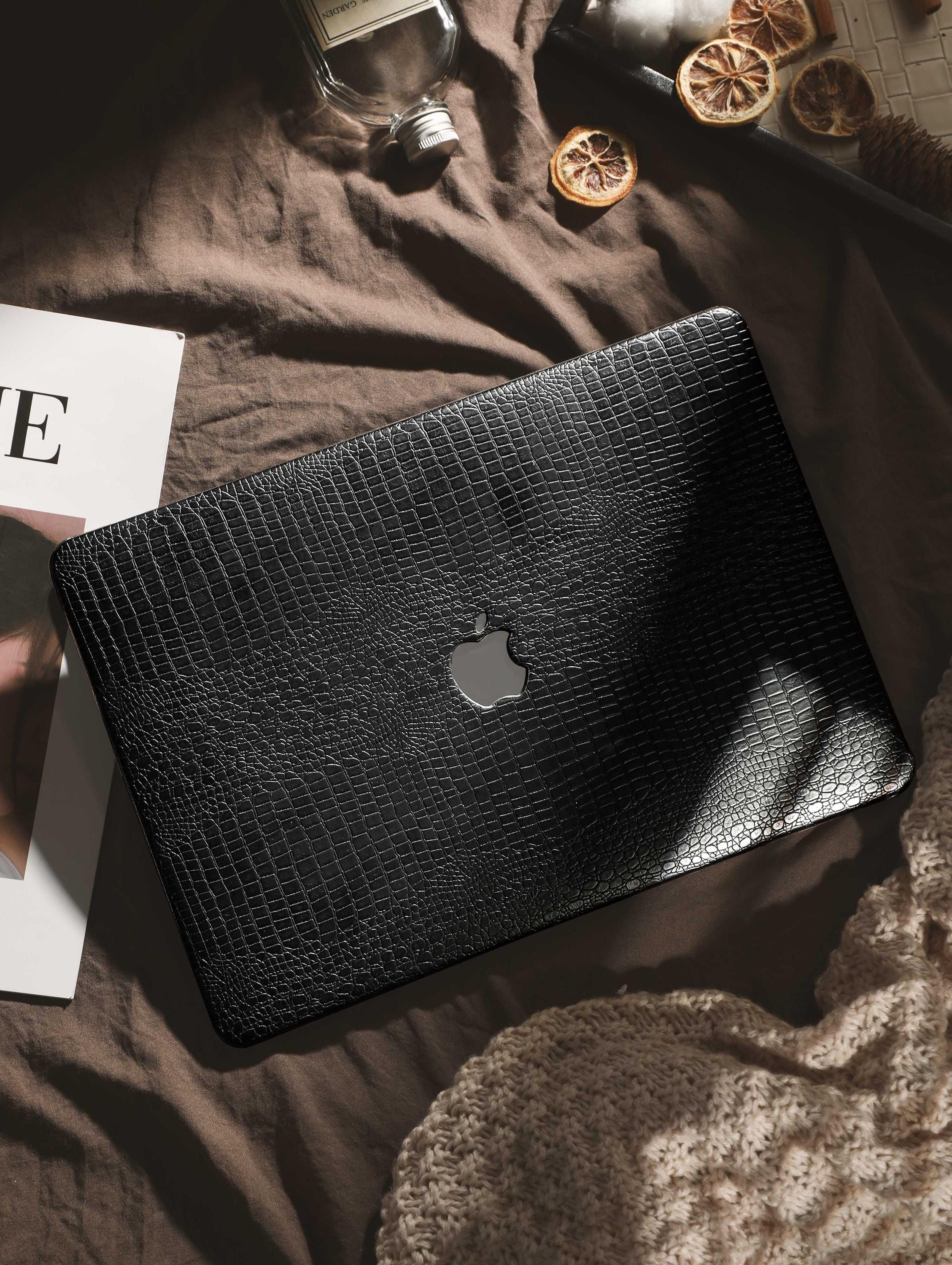 RoyNiceAmazing Crocodile Embossed MacBook Case Personalized Leather Laptop Cover