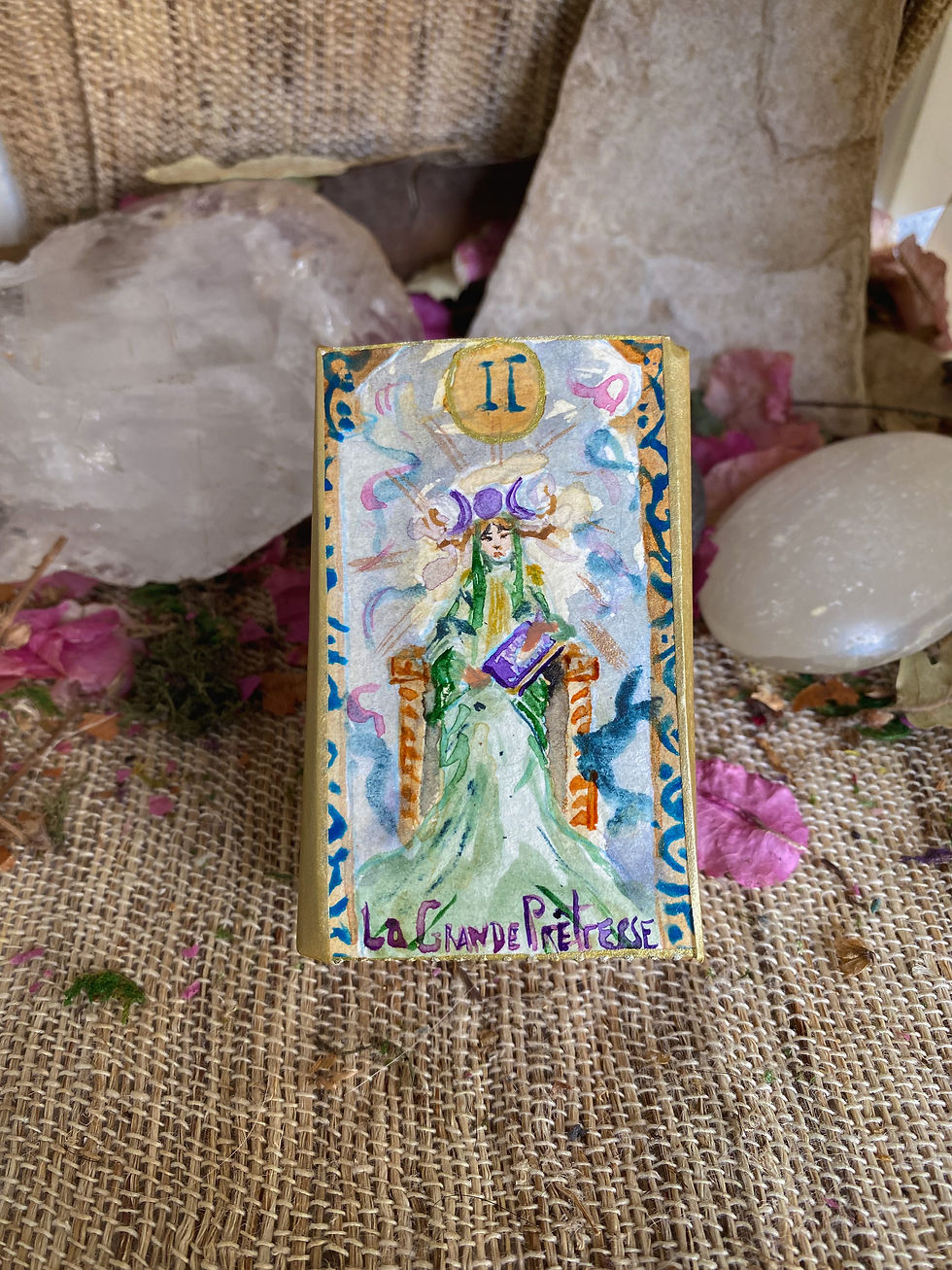 Thumbnail: Locket Arcane de la grande prêtresse- cuivre bronze laiton-amethyste peristerite