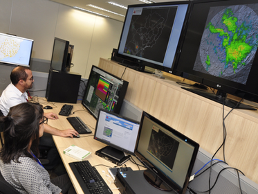 Sala de Situação do Simge fortalece a gestão de riscos e amplia a capacidade de resposta a eventos extremos em Minas Gerais