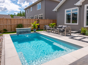 Saltwater Pool vs Chlorine in Florida: Maintenance, Costs and Comfort Compared