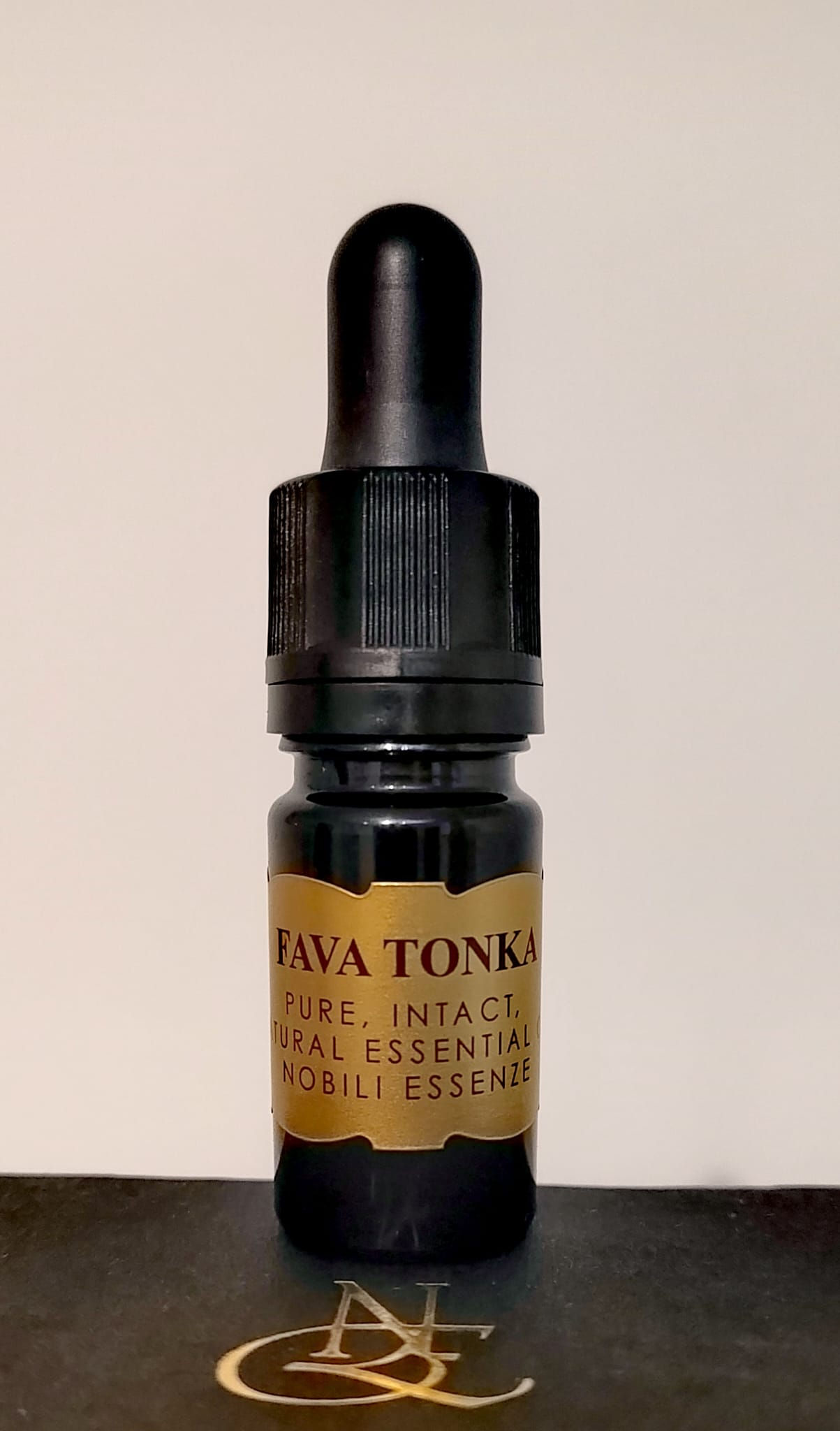 Olio Essenziale di Fava Tonka - NOBILI ESSENZE