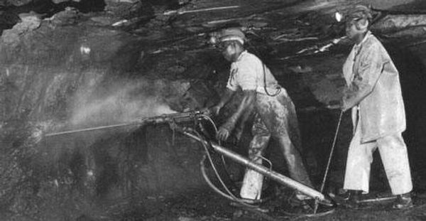 Drilling_edited.jpg