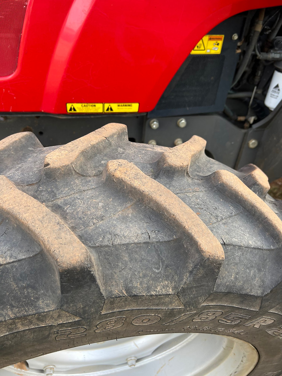 Thumbnail: Massey Ferguson 4608 with 926X Loader
