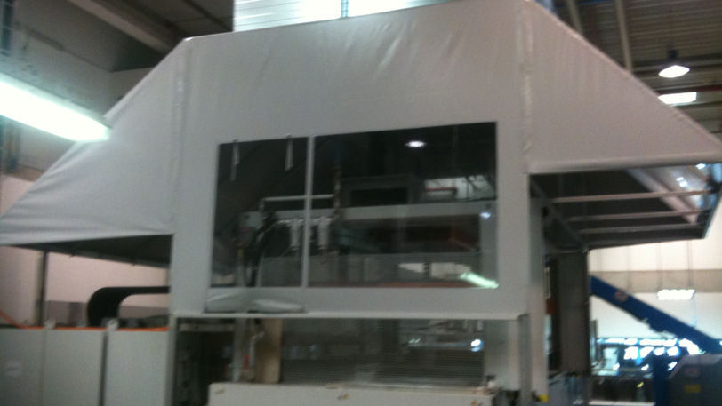 Neumann Zelte und Planen aus Osnabrück: Planen und Sonnenschutz nach Maß