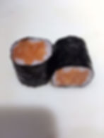 001 Makis de salmón 6p