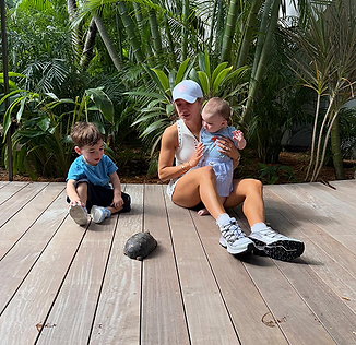 Drop a motherhood photo.png