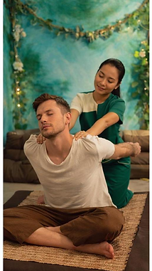Thai traditional massage lunala thai massage