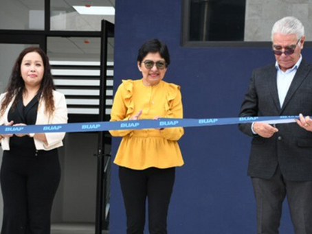 Inaugura Rectora de la BUAP , nuevo edificio en la Facultad de Comunicación.