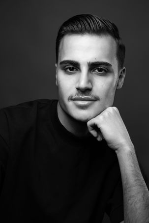 עדי אביב
adi aviv
דוגמן
דוגמנים
דוגמן צעיר
דוגמן ישראלי
דוגמן פנים
דוגמנים לצילומים
פרזנטורים לצילומים
שחקן
שחקן צעיר
שחקן ישראלי
שחקנים צעירים
פרזנטורים צעירים