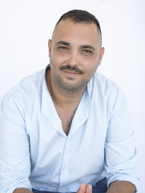 משה טל
שחקן ופרזנטור
שחקן ישראלי
שחקן
פרזנטור
שחקן מקצועי
שחקנים ישראלים
פרזנטורים
צילומי תדמית
רילסים לעסקים
שחקן גבוה
שחקנים גבוהים
הפקות צילומים
פרסומות לעסקים
צילומי תדמית לעסקים
סרטוני תדמית
סרטון תדמית
סרטוני תוכן
שחקן קומי
סוכנות מדיה
גט וידאו קליפס
Get Video Clips